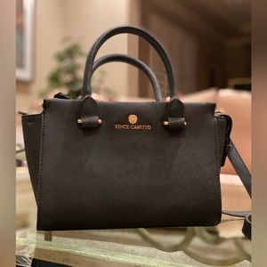 Vince Camuto - like brand new!